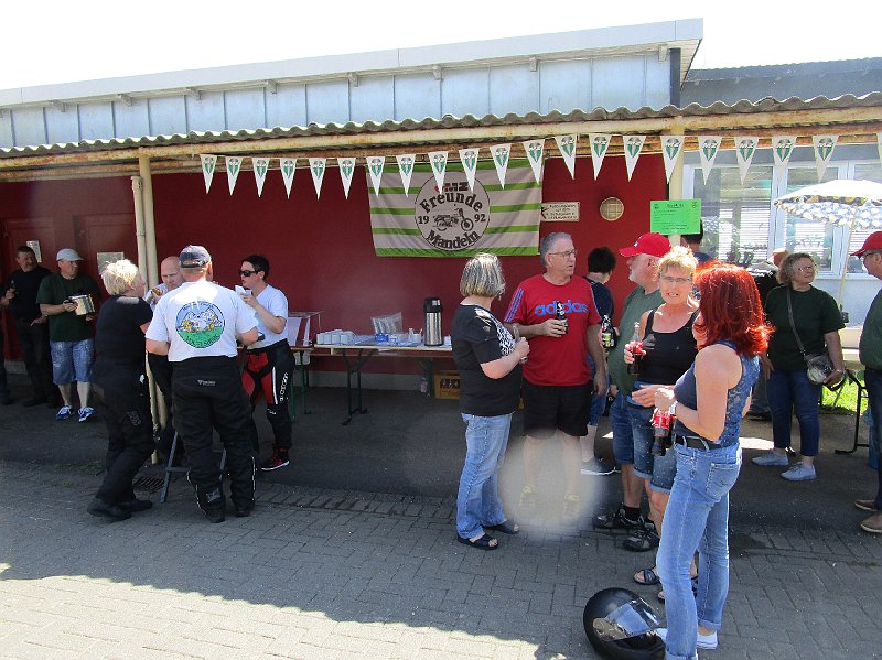 2018.05.26 Probefahrt, Bier, Grill, Freunde, Whisky und... Pflasterarbeiten (162).JPG